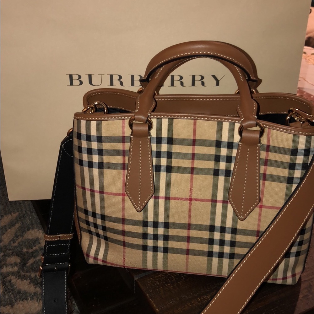 Burberry crossbody